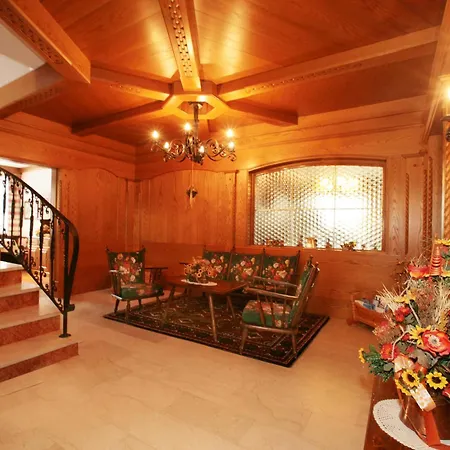 Hauserhof * カプルーン