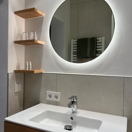 بيت ضيافة Hauserhof كابرون