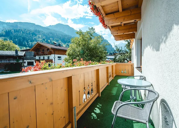 ゲストハウス Hauserhof