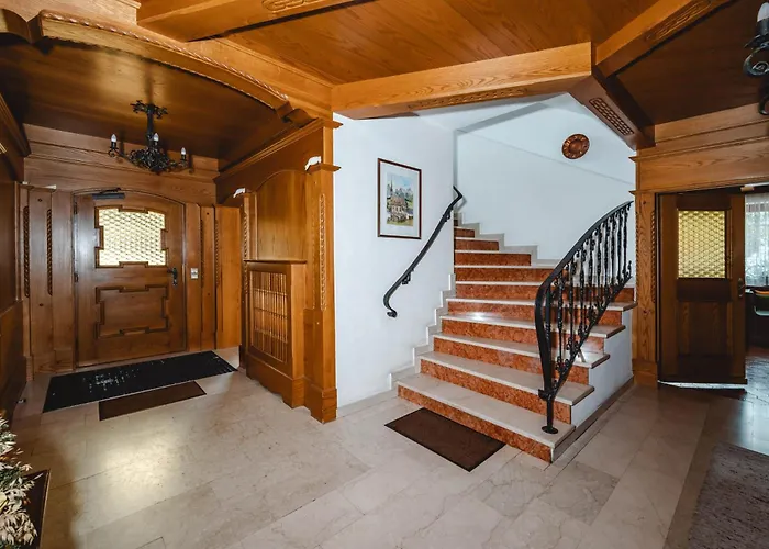 Hauserhof ゲストハウス カプルーン